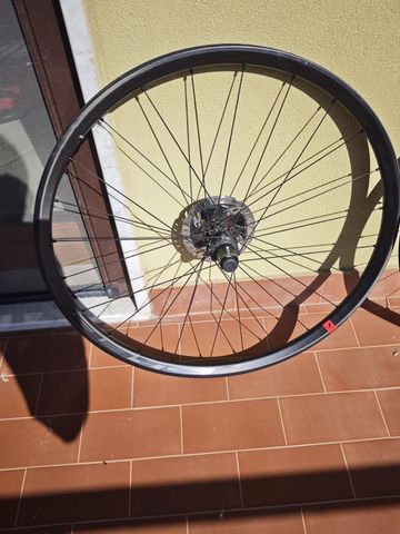 Używany Fulcrum Speed 25 DB 2023 bike — zdjęcie 3 z 7