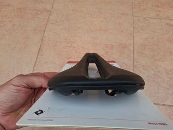 Used Bontrager Verse Elite 145mm 2024 bike — image 5 of 5