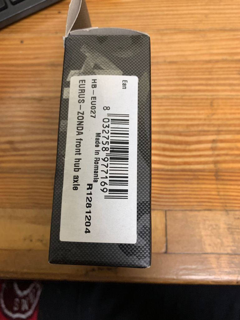 Used Campagnolo Front Axle For Eurus/Shamal/Zonda bike — image 3 of 3