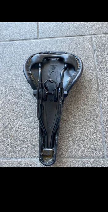 Used Selle Italia junior 2010 bike — image 3 of 3