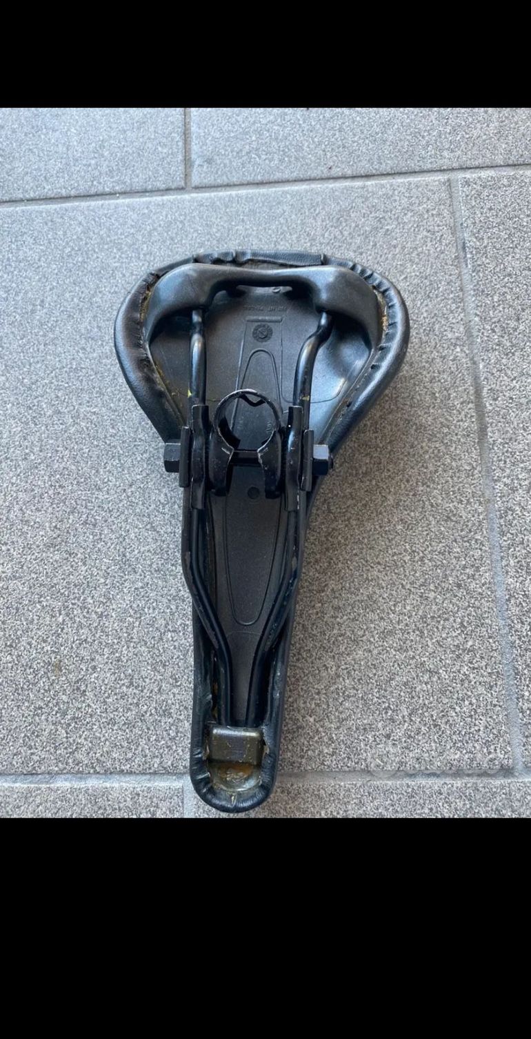 Used Selle Italia junior 2010 bike — image 3 of 3