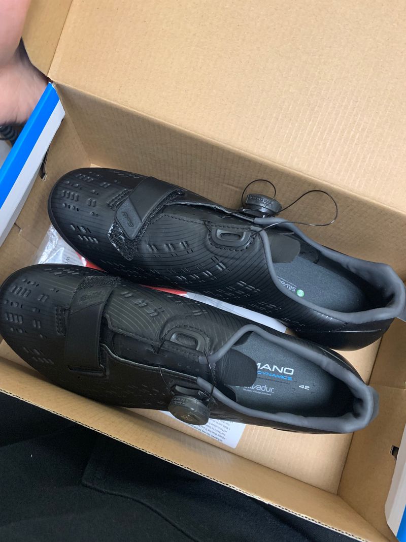 Used Shimano RP9 42 2020 Cycling Shoes