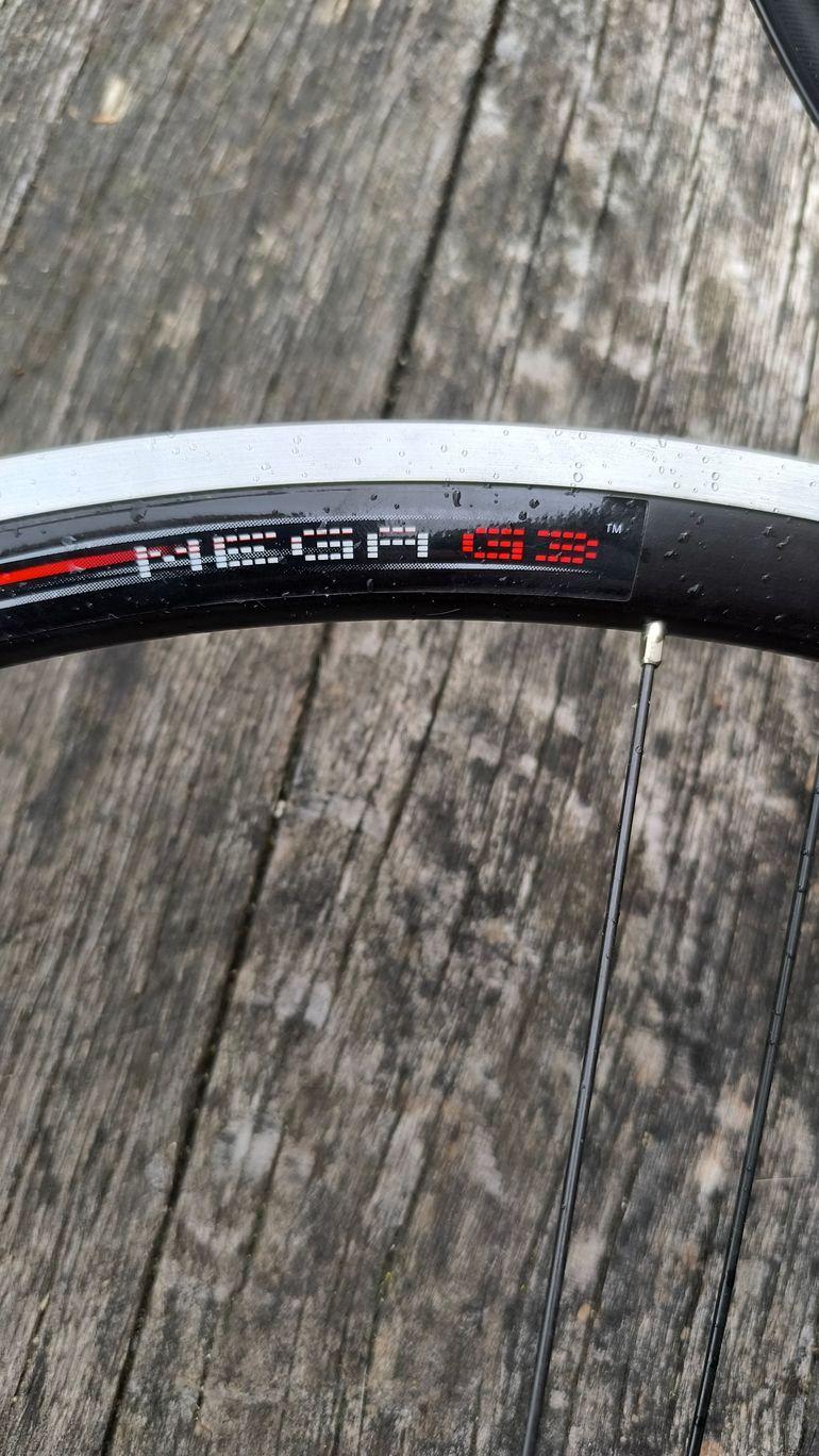 Used Campagnolo Khamsin Asymmetric G3 Wheelset 2017 bike — image 5 of 10