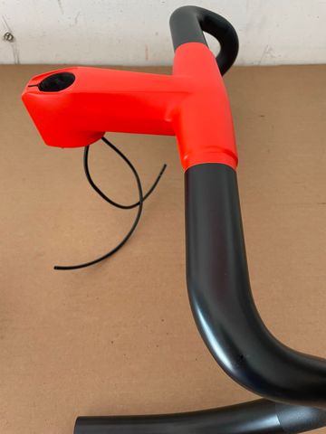 Used Bmc Manubrio 2025 bike — image 8 of 10