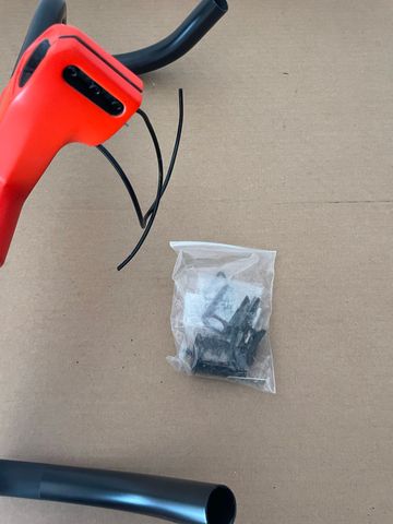 Used Bmc Manubrio 2025 bike — image 10 of 10