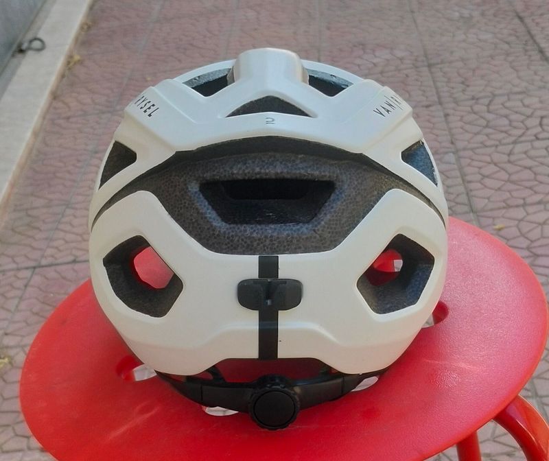 Used Van Rysel Roadr500 2025 bike — image 2 of 3