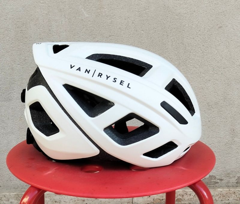 Used Van Rysel Roadr500 2025 bike — image 3 of 3