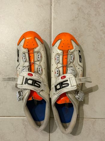 Sidi, race