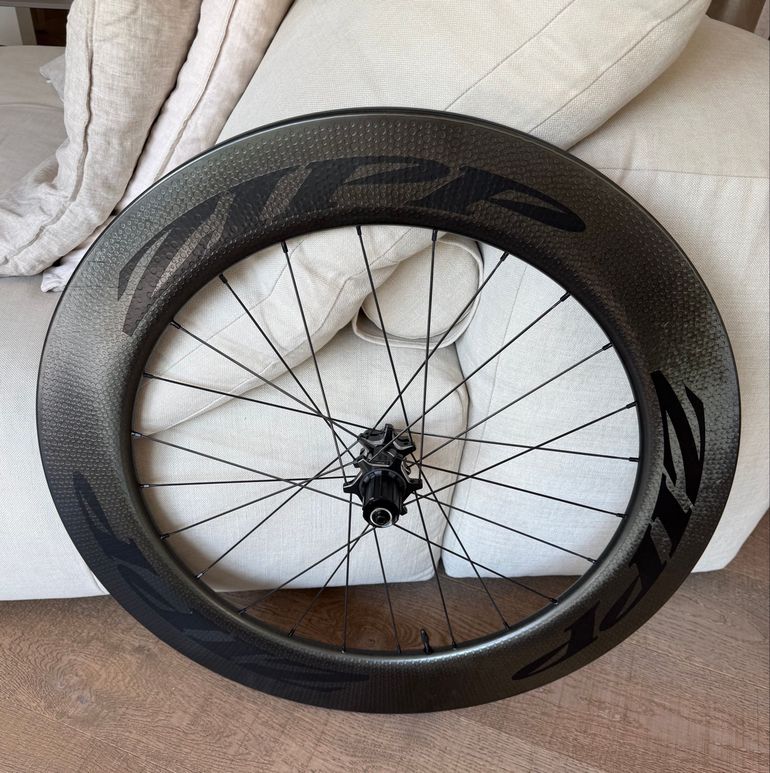 Used Zipp 808 Firecrest Carbon Clincher bike — image 2 of 3