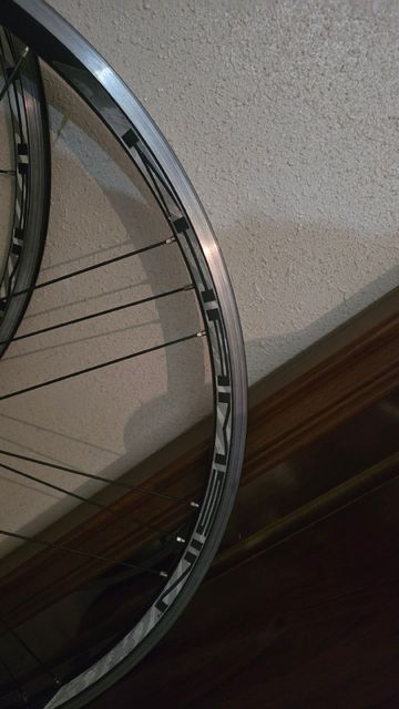 Used Campagnolo Khamsin Wheels bike — image 5 of 8