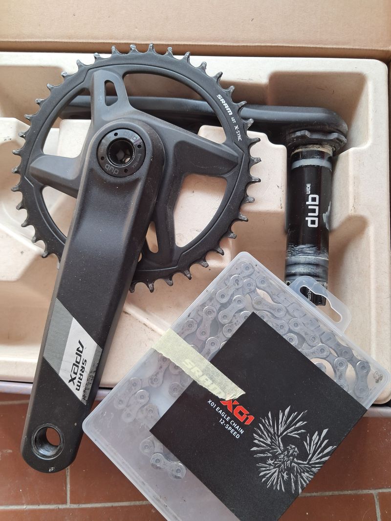 Used Sram Apex 2025 bike — image 1 of 2