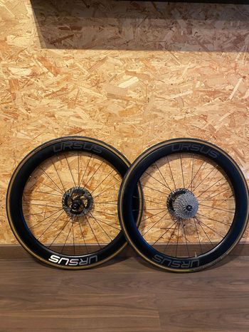 Used URSUS Carbon Wheels 50mm bike