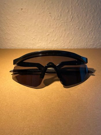Oakley, Hydra