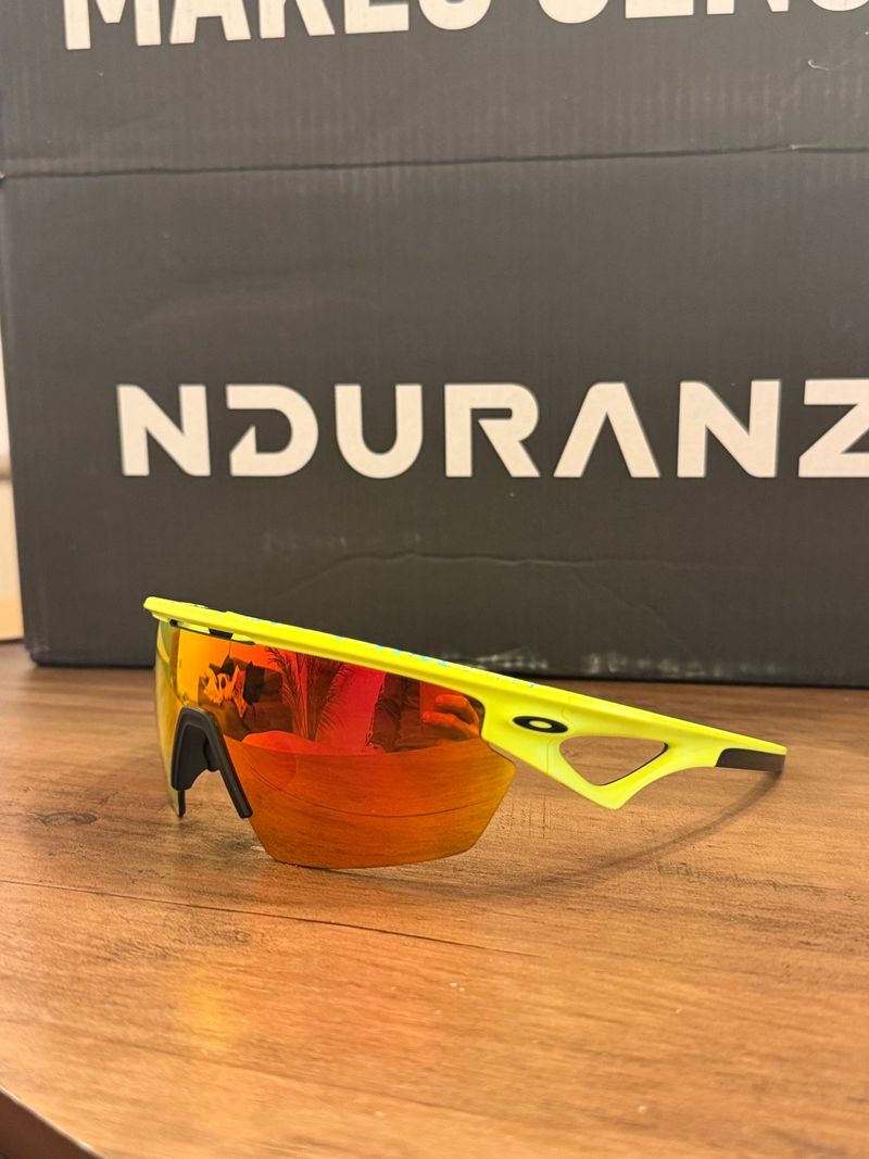 Tweedehands Oakley Sphaera 2025 bike — afbeelding 3 van 6