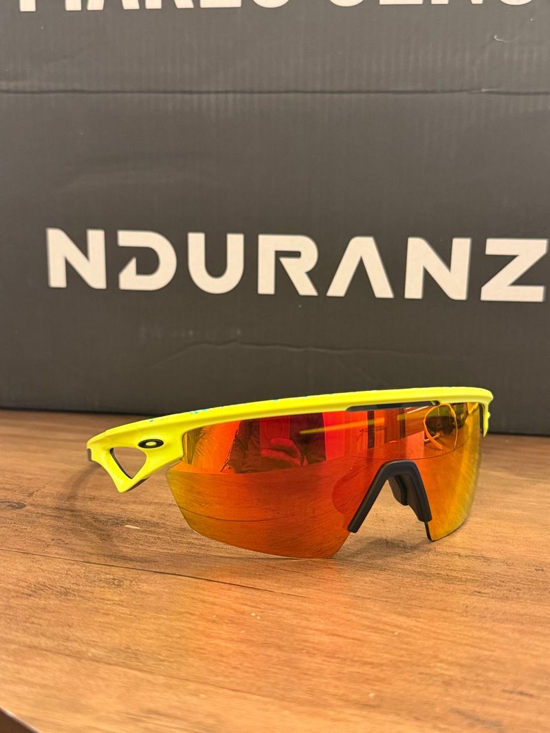 Tweedehands Oakley Sphaera 2025 bike — afbeelding 1 van 6
