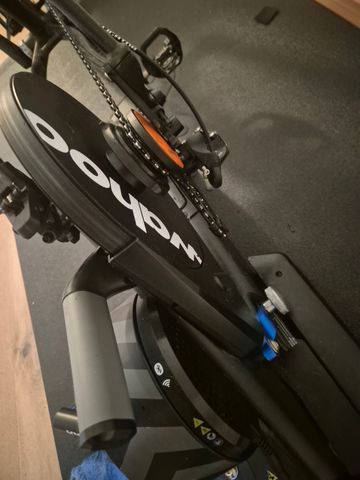 Tweedehands Wahoo KICKR MOVE Smart Trainer bike — afbeelding 4 van 5