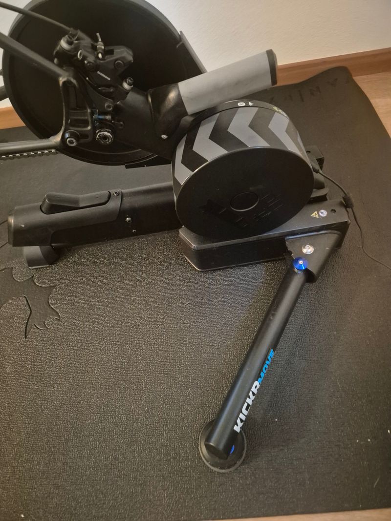 Tweedehands Wahoo KICKR MOVE Smart Trainer bike — afbeelding 2 van 5