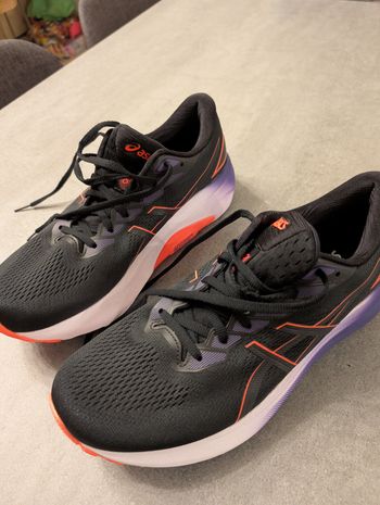 Asics, Superion 8 (Keyano)
