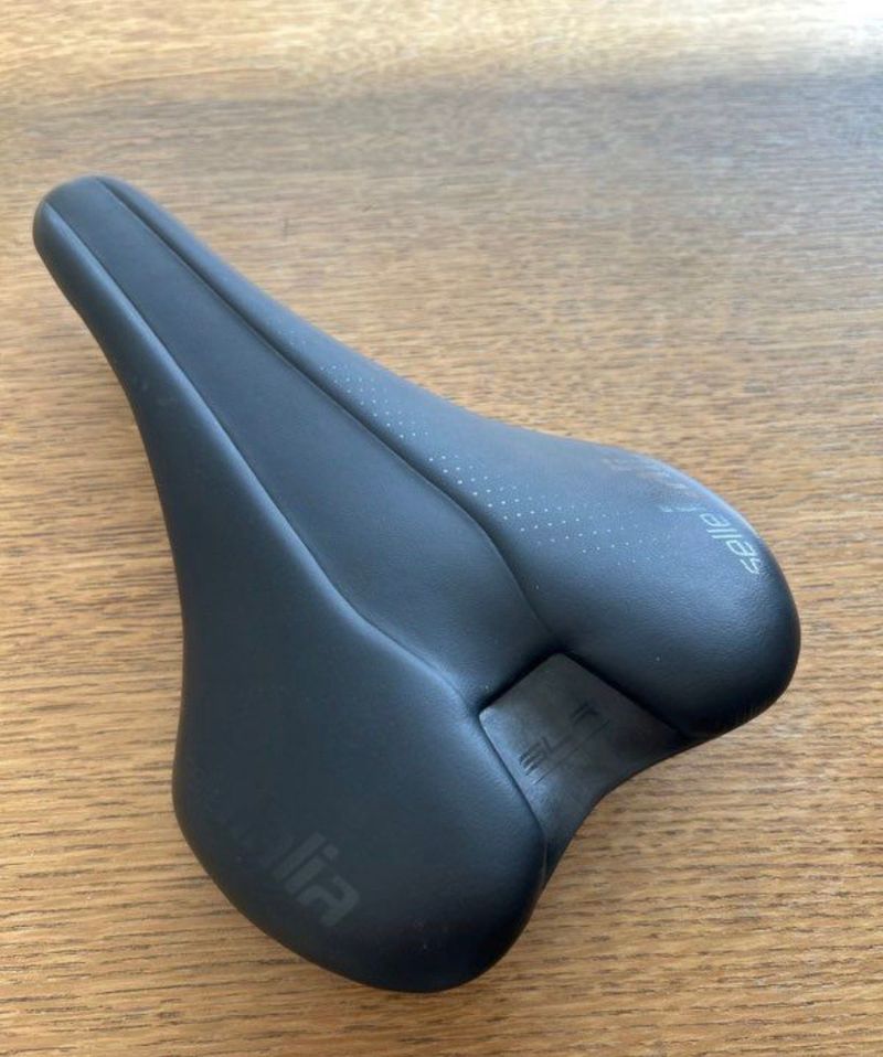 Używany Selle Italia SLR Boost Kit Carbonio Rails Carbone Taille L1 (145 mm) Saddles & Seatposts