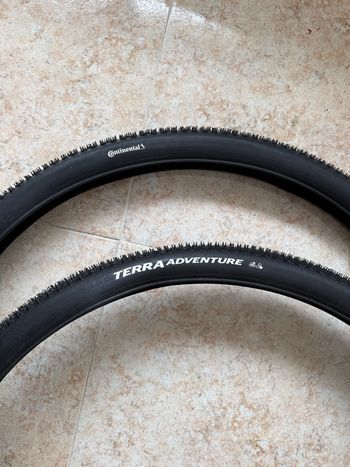 Used Continental Terra Adventure Gravel Tires 45 mm bike — image 2 of 4