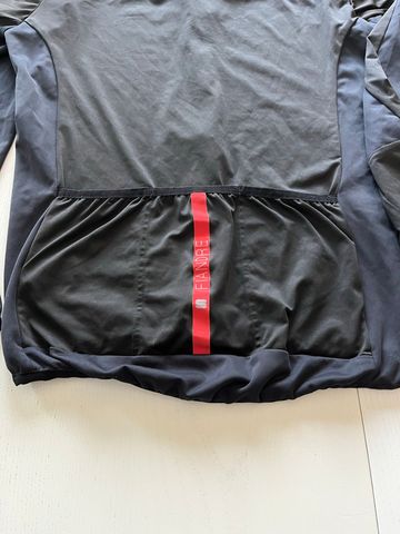 Brugt Sportful Fiandre Light No Rain 2022 bike — billede 4 af 5
