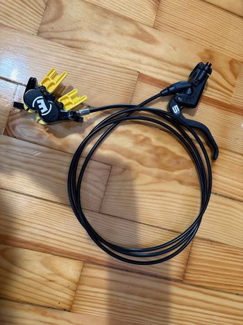 Magura, MT5 4 Pistones