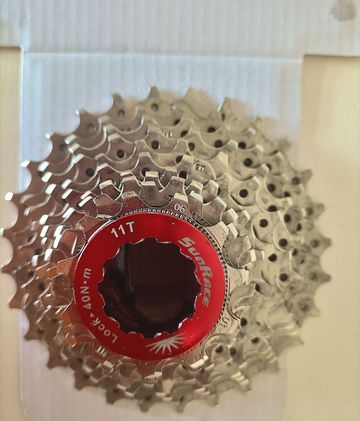 Używany Sunrace CSRX1 11-speed 11-28T Drivetrain & Pedals