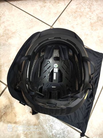 Brugt Oakley ARO3 Mips Helmet Size L bike — billede 7 af 11