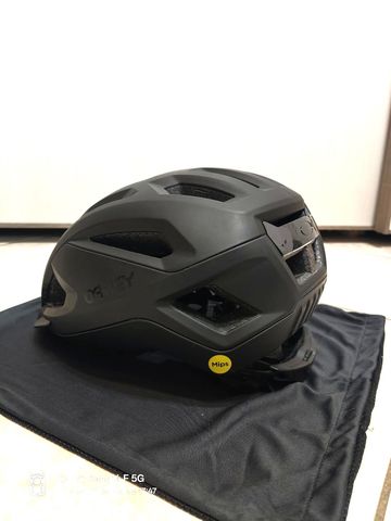 Brugt Oakley ARO3 Mips Helmet Size L bike — billede 5 af 11