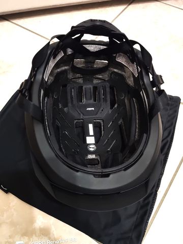 Brugt Oakley ARO3 Mips Helmet Size L bike — billede 9 af 11