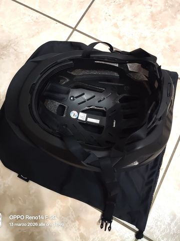 Brugt Oakley ARO3 Mips Helmet Size L bike — billede 8 af 11