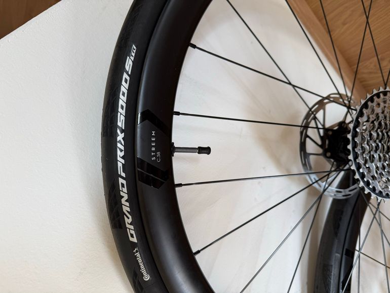Used Newmen Streem Climbing C.35/C.38 Wheelset 2026 bike — image 2 of 4