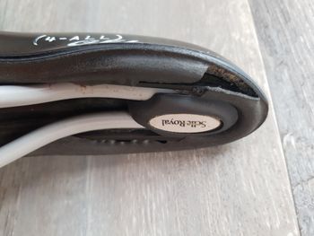 Used ROYAL, TOFINO, DECATHLON,FABRIC Lot de 4 selles de vélo de route, vente séparéee possible - ROYAL, TOFINO, DECATHLON ErgoFitSystem, Fabric bike — image 13 of 13