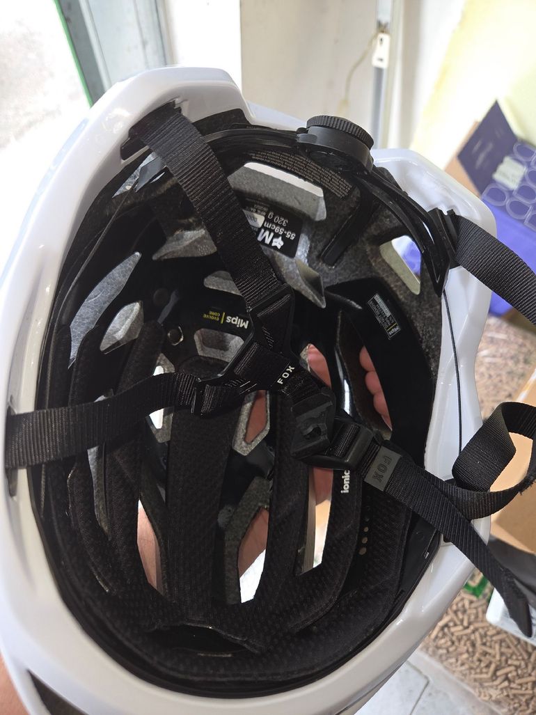 Used Fox crossframe pro solids bianco bike — image 6 of 6