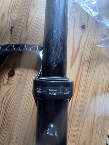 Used RockShox Lyrik Base 29" 160mm 15*110mm Tapered Black bike — image 3 of 8