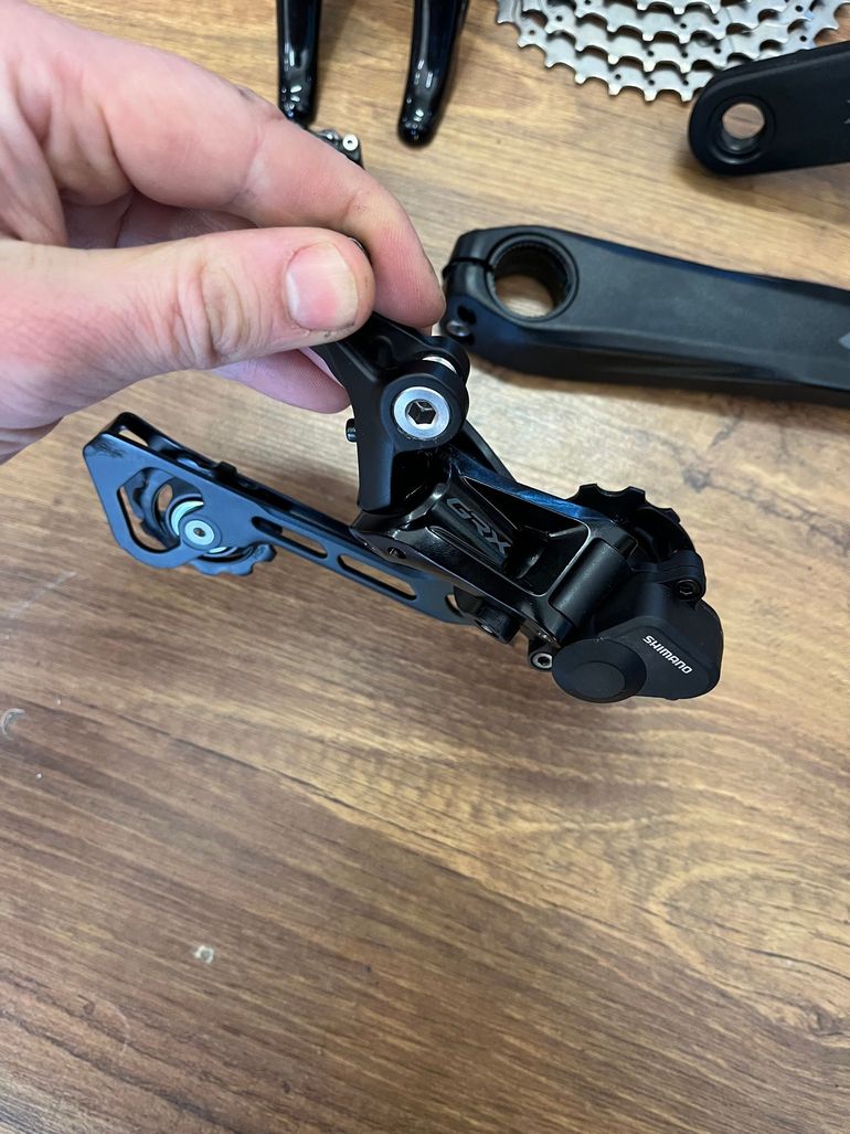 Used Shimano grx 400 2024 bike — image 4 of 4