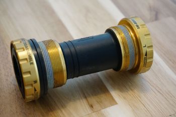 Shimano, Saint SM-BB80