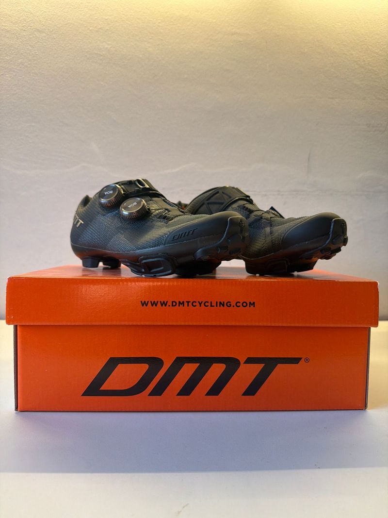 Used DMT25 KM0 EVO XC Shoes 2025 Cycling Shoes