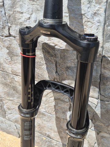 Brugt RockShox Lyrik 2019 bike — billede 5 af 7