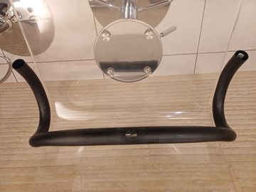 Used Lapierre Manubrio 2024 bike — image 1 of 4