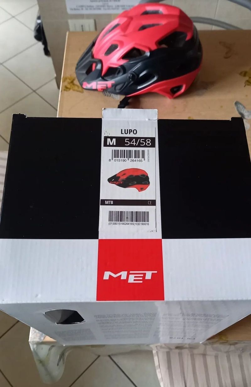 Used MET Lupo bike — image 4 of 6