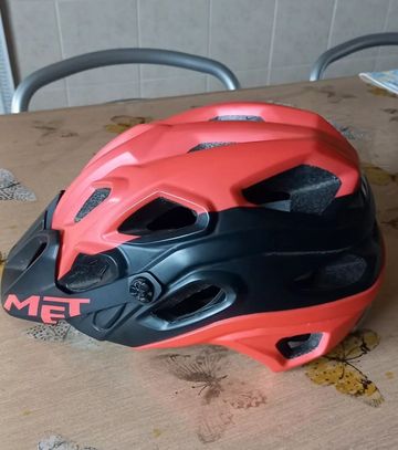 Used MET Lupo bike — image 6 of 6