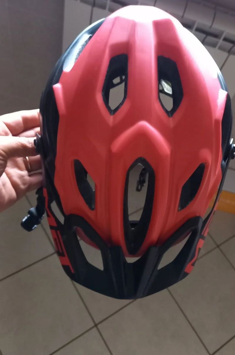 Used MET Lupo bike — image 3 of 6