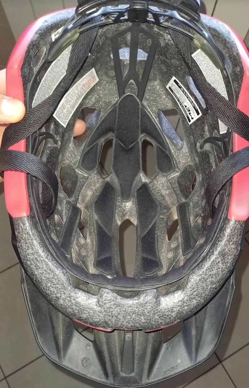 Used MET Lupo bike — image 5 of 6