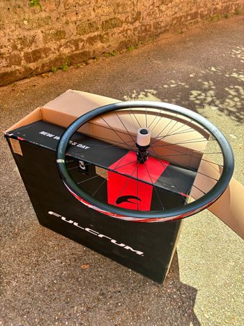 Used Fulcrum Soniq AL Wheelset 2025 bike — image 2 of 4