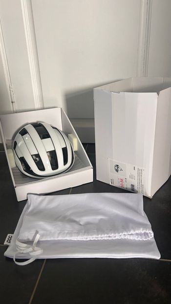POC, Omne Lite Helmet