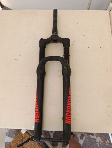 Brugt RockShox Yari 160 2023 bike — billede 1 af 3