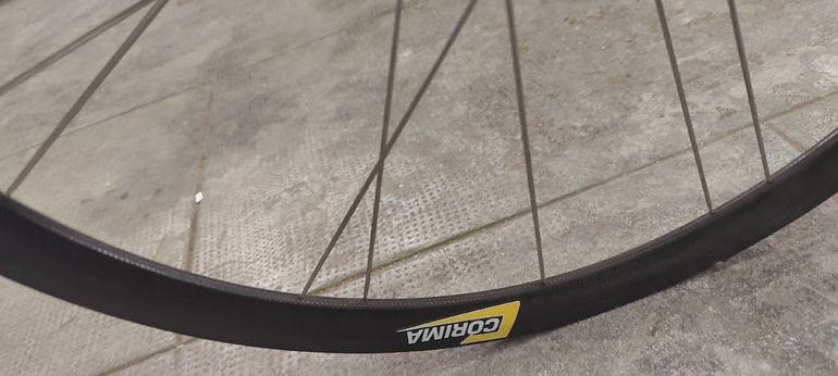 Used Corima 62R Carbon Wheelset 2019 bike — image 5 of 7