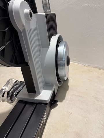 Used Elite justo 2024 bike — image 2 of 2
