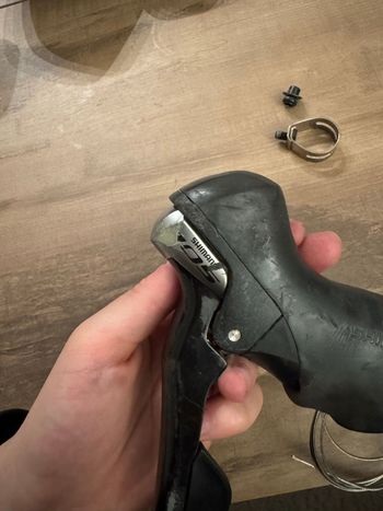 Used Shimano 105 ST-5800 11-speed Shifters bike — image 3 of 4